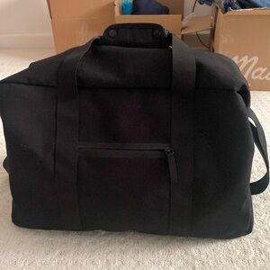 Everlane The Nylon Weekender Duffle or Weekender bag Black